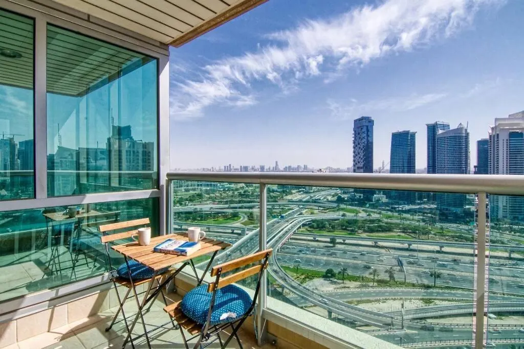 Breathtaking 2Br W/180 Degree Views - Dubai Marinaアパートメント アパート