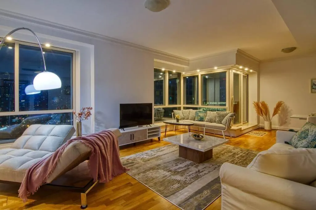 Breathtaking 2Br W/180 Degree Views - Dubai Marina Lägenhet